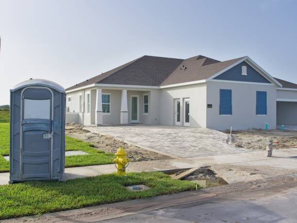 Portable Toilet Options We Offer in Wilmer, TX